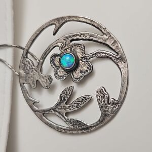 Hand carved silver necklace with Opal